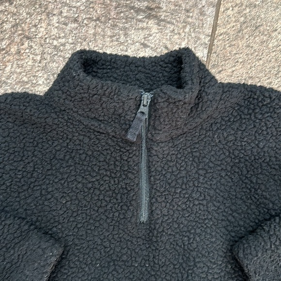 GAP kids fuzzy pullover size 10 years - Picture 2 of 4